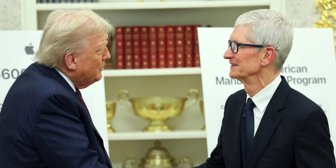 Did Tim Cook Really Flatter Trump? The Juicy Rumors You Can’t Ignore